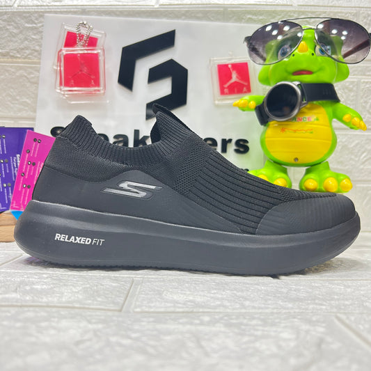 Skecher - Relaxed Fix - Black