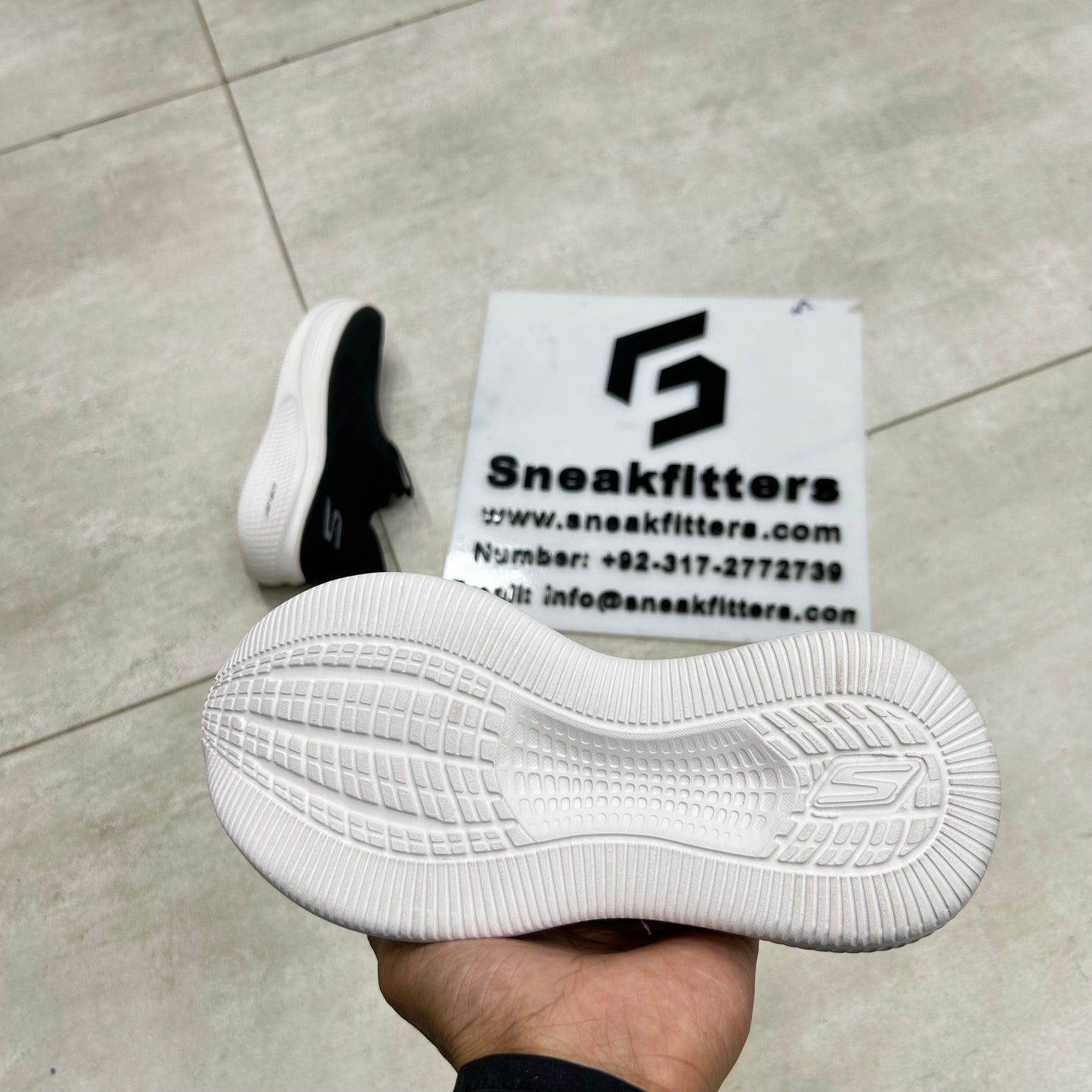 SK - GoWalk - Ultralight - Black