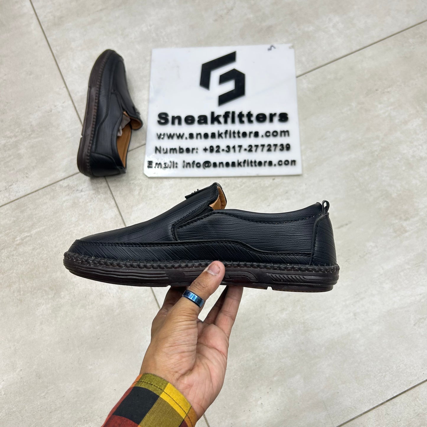 Clarks Shoes - D1 - Black