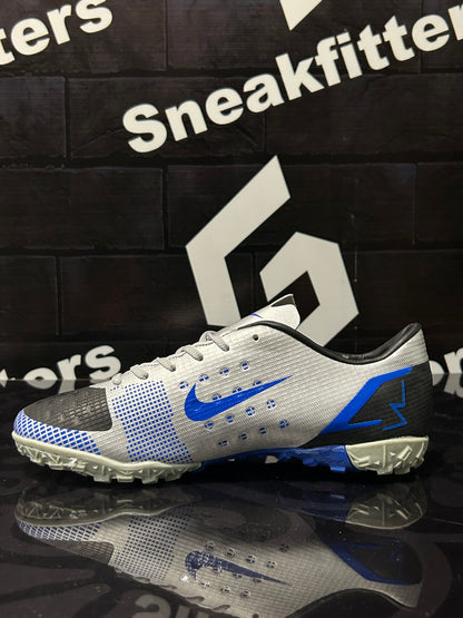 NKE - Football Boots - Silver With Blue