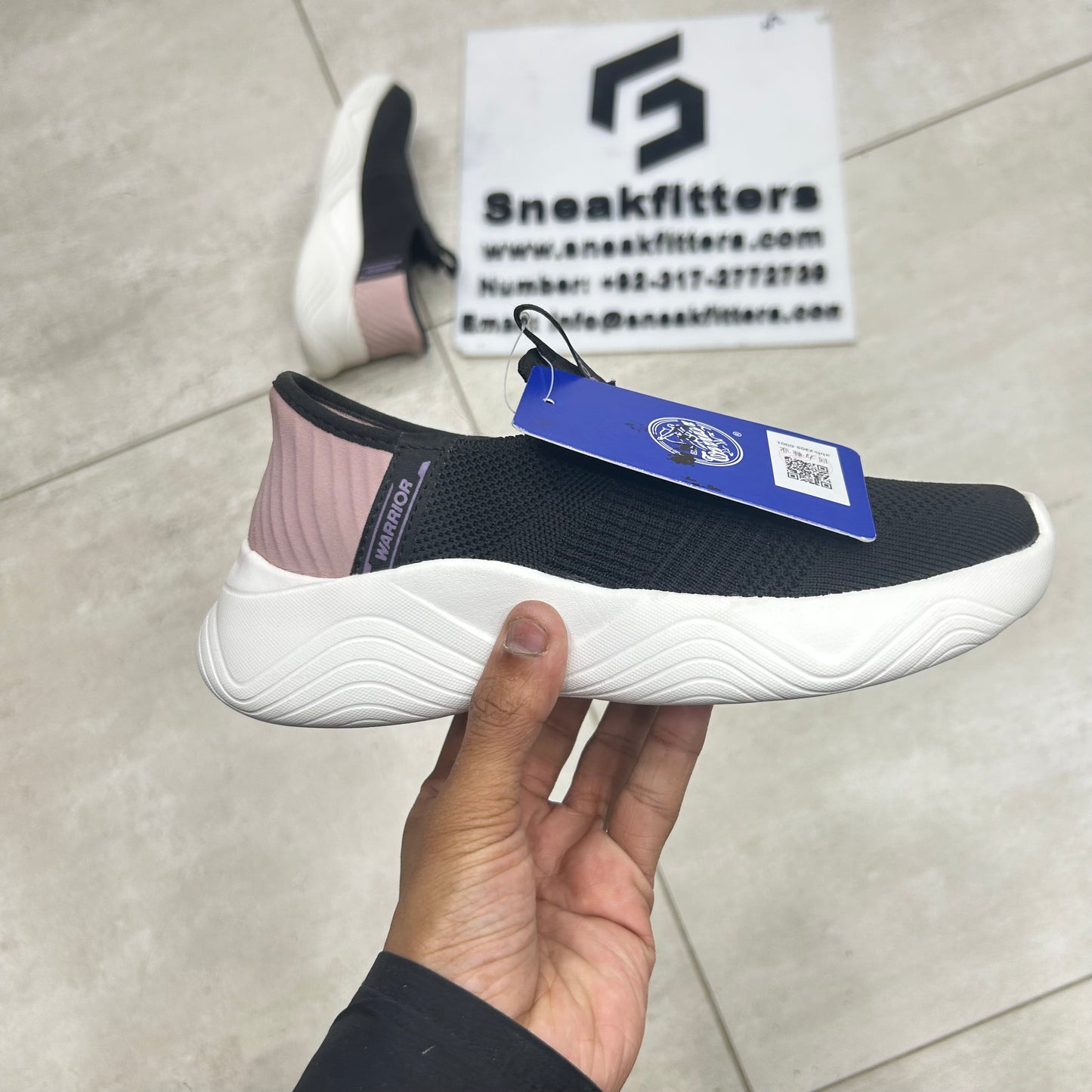 Warrior - Slipins - Black with Pink