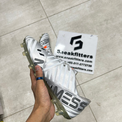 Football - Meesi - Toe - Gary