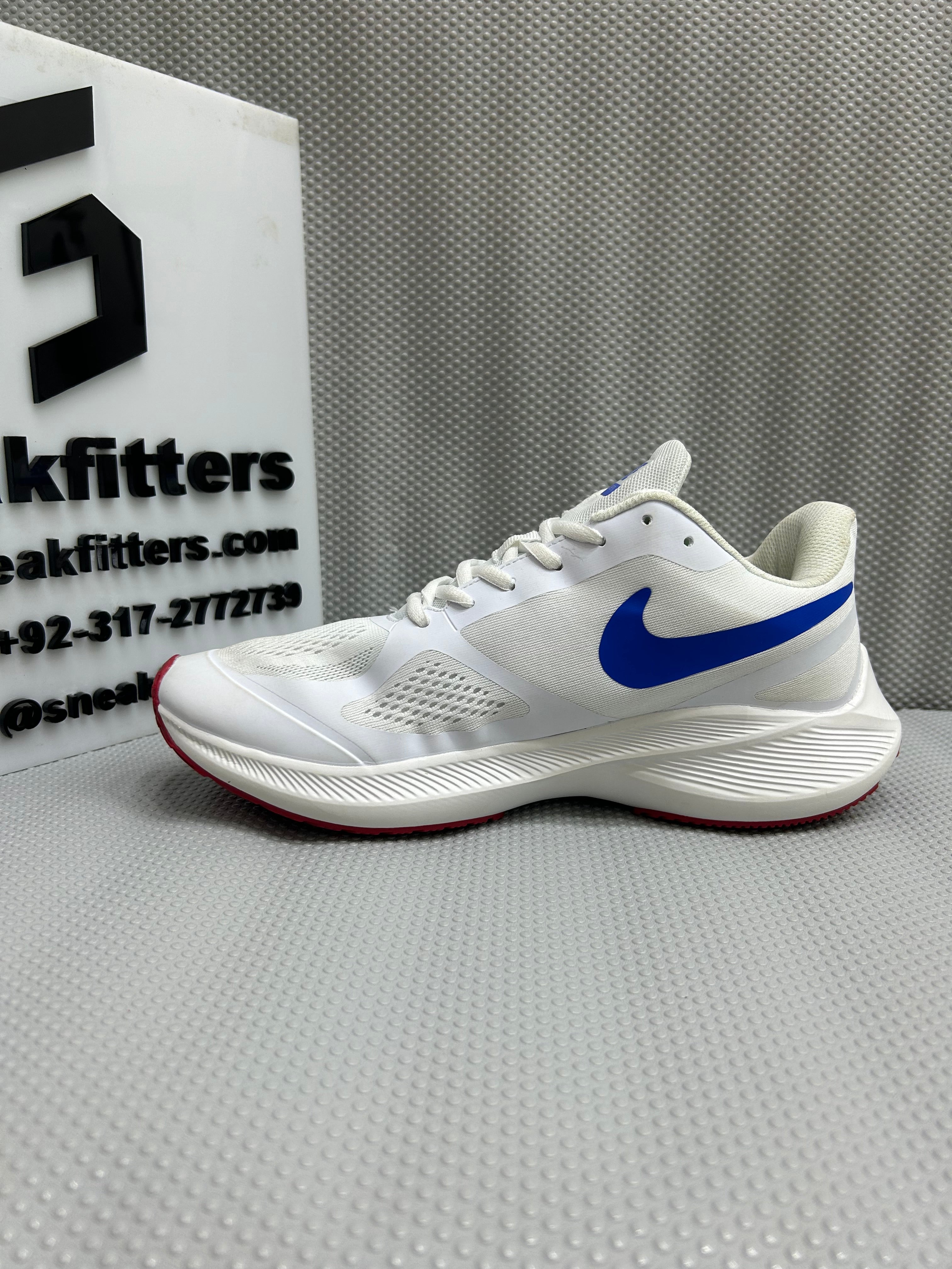 NKE Zoom Structure K10 White Blue Sneakfitters