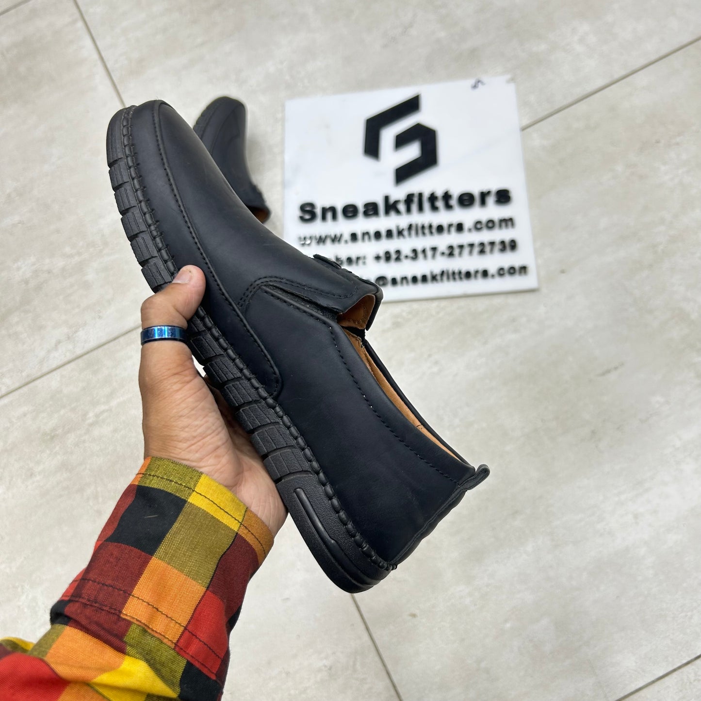 Clarks Shoes - D7 - Black