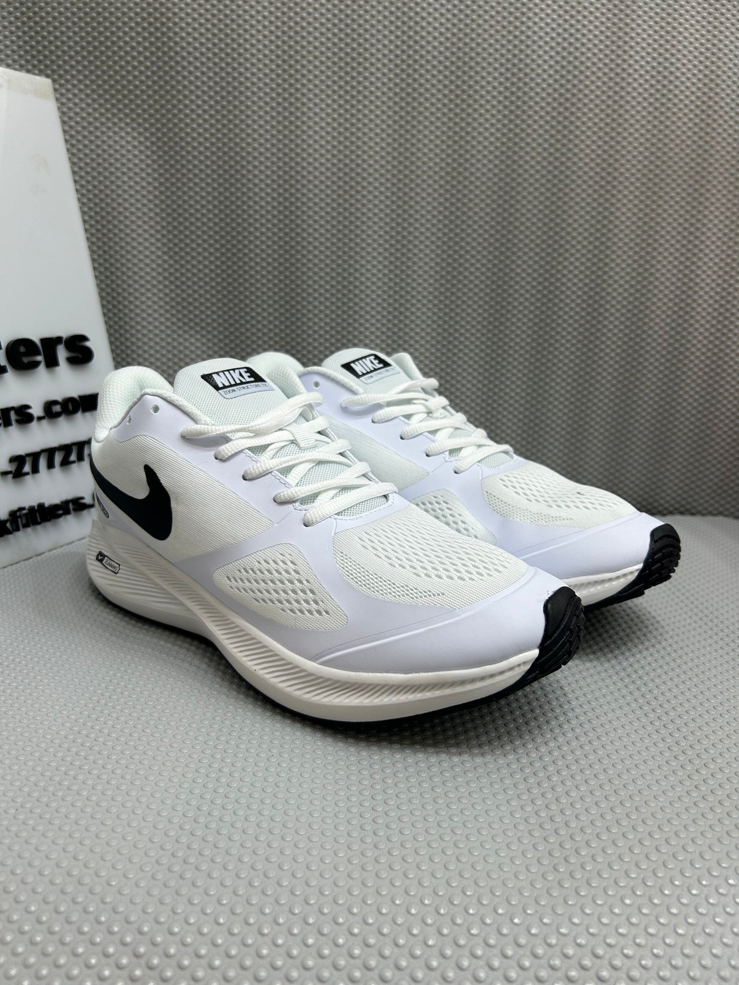 NKE - Zoom Structure - K10 - White Black