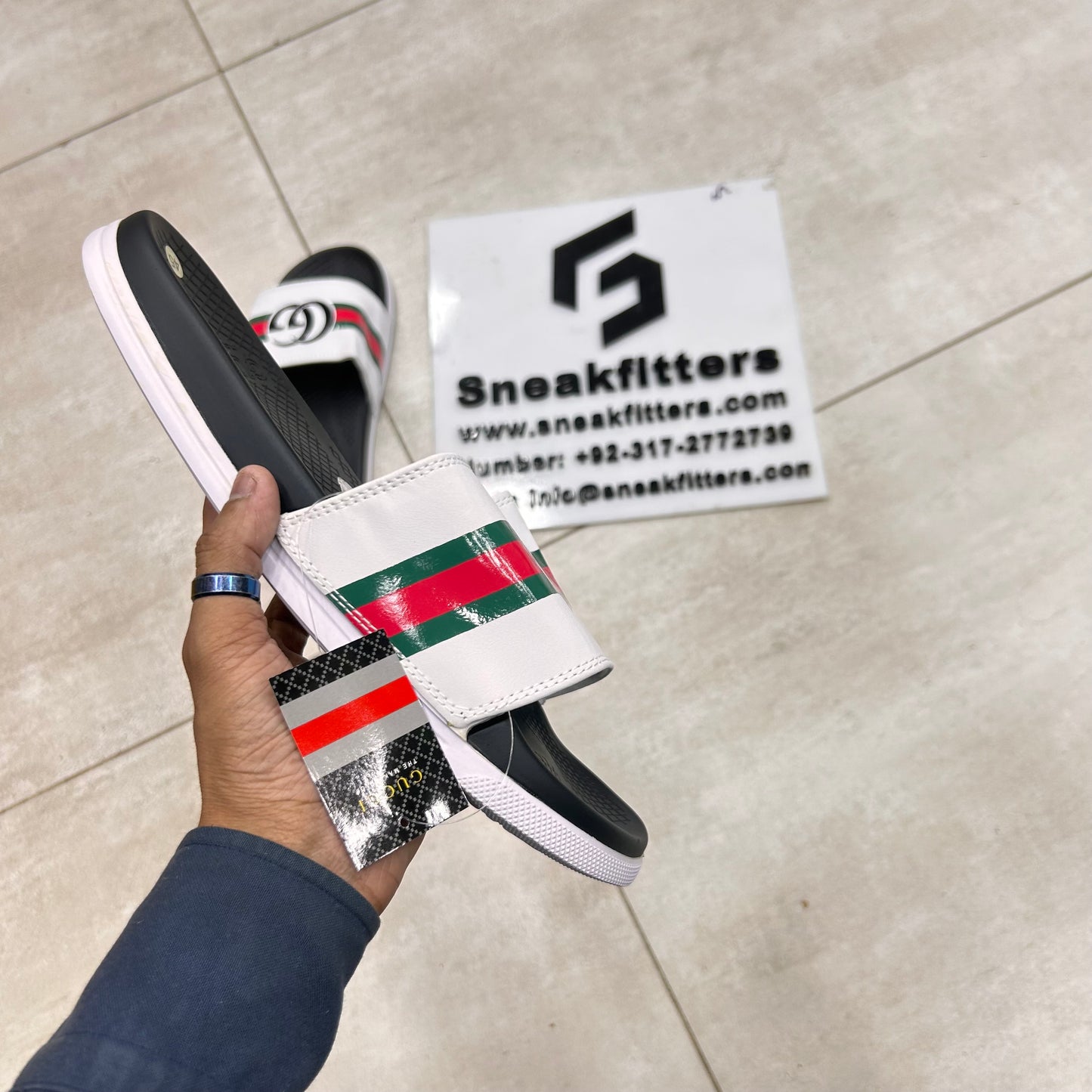 GG - Slide 1 - White