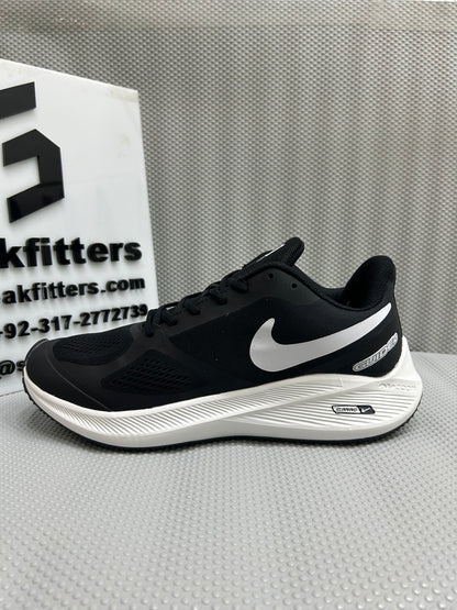 NKE - Zoom Structure - K10 - Black White