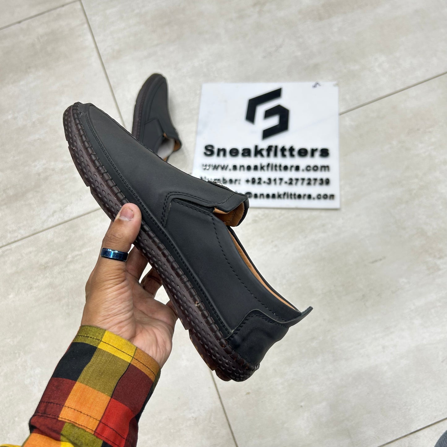 Clarks Shoes - D6 - Black