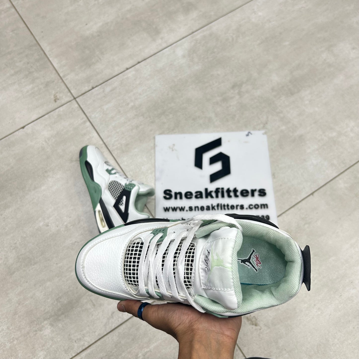 AR JDN 4 - Retro - Seafoam