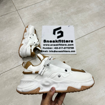 Fashion -  Piie Dang - White