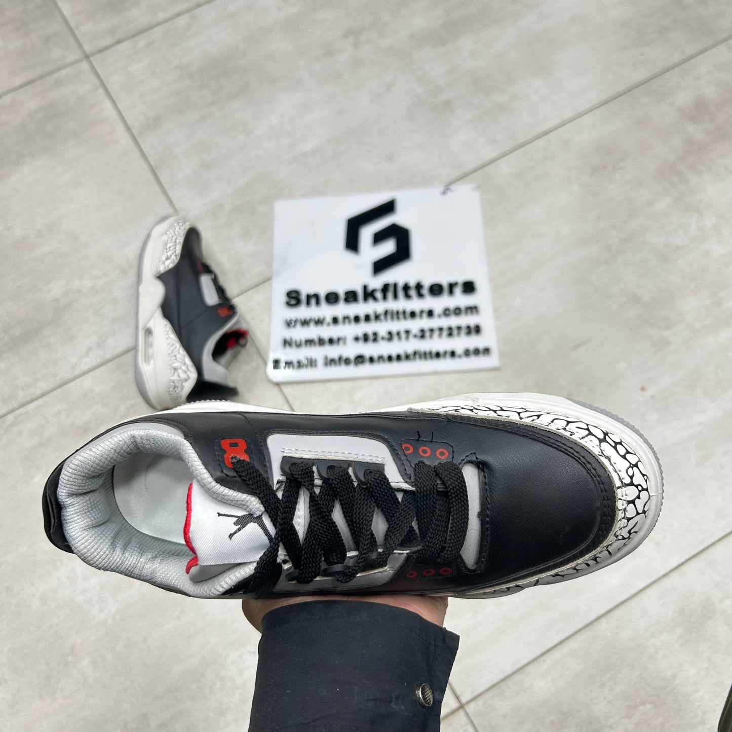 AR JDN 3 - Black