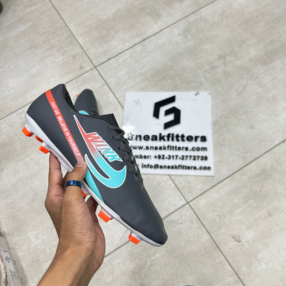 Football - NK - Toe - Gray