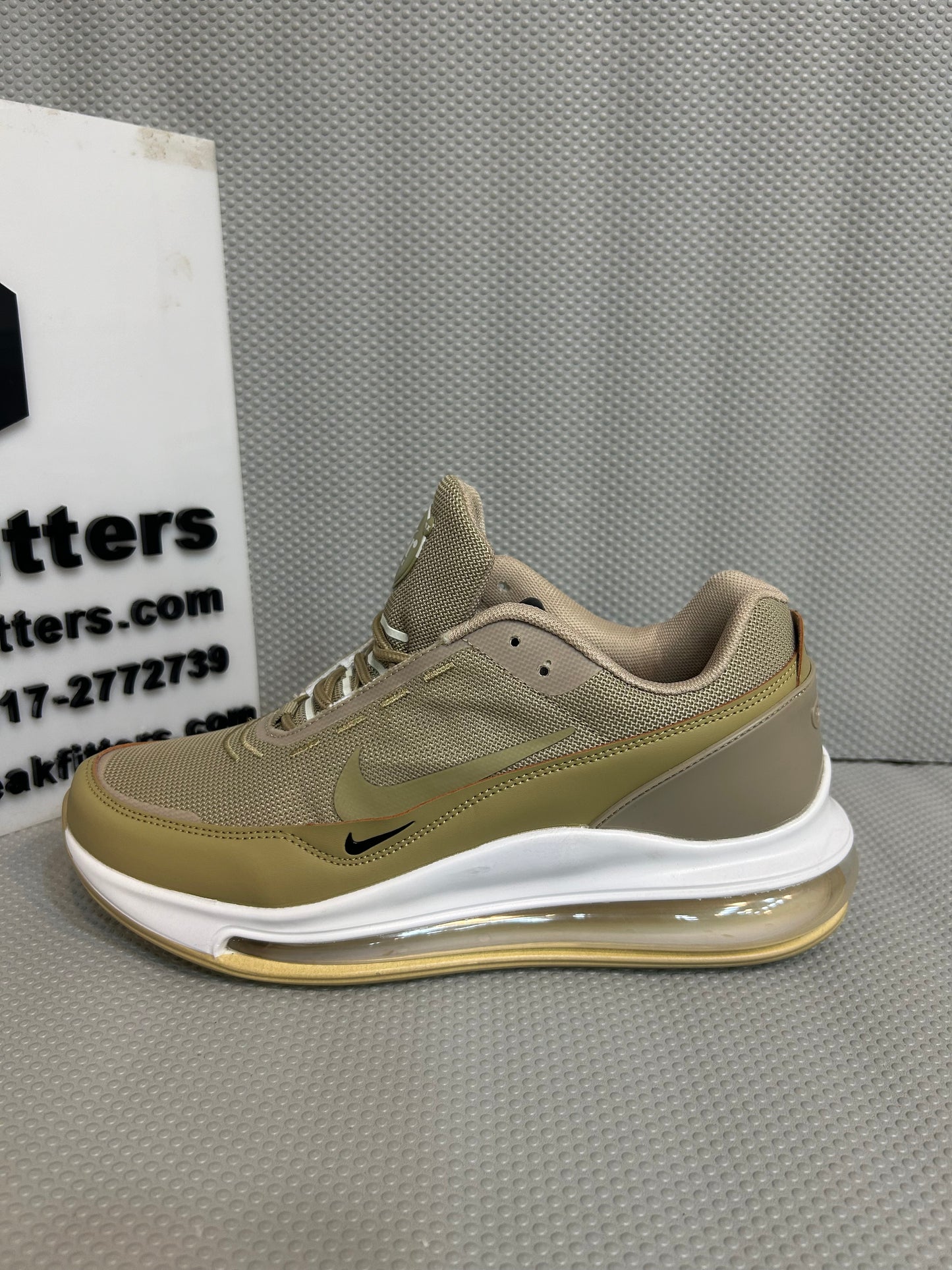 NKE Air Max - AP - Khaki