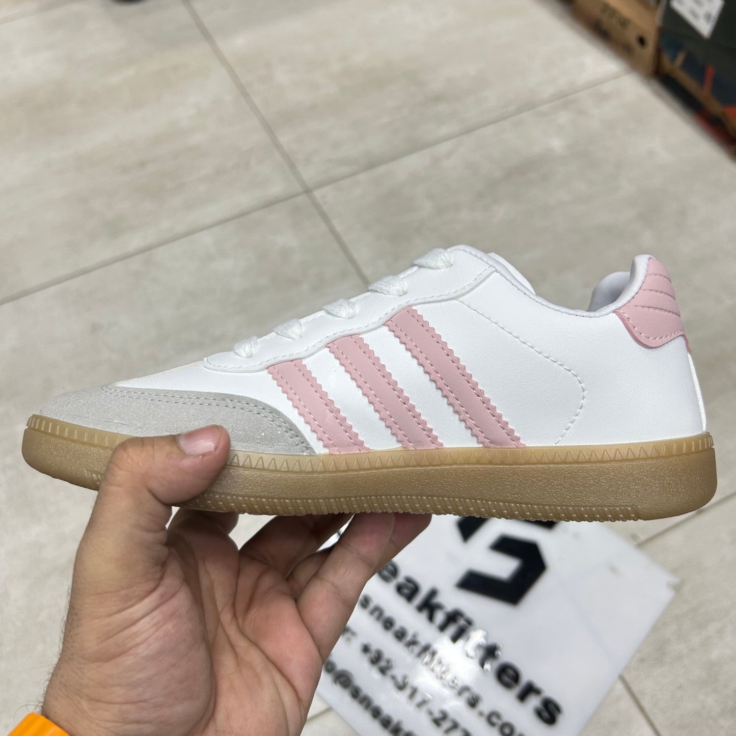 Adid - Samba - White with Pink