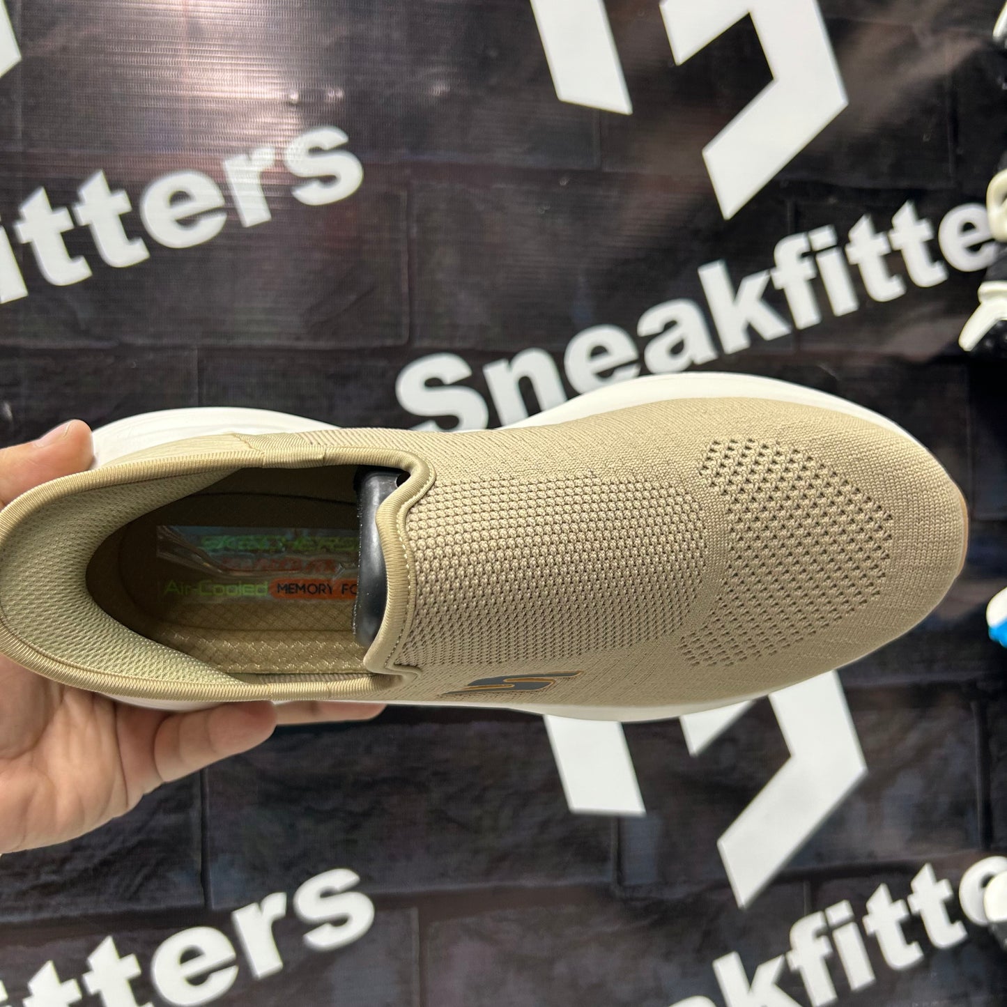 Skechers - GY - Max Cushion - Khaiki