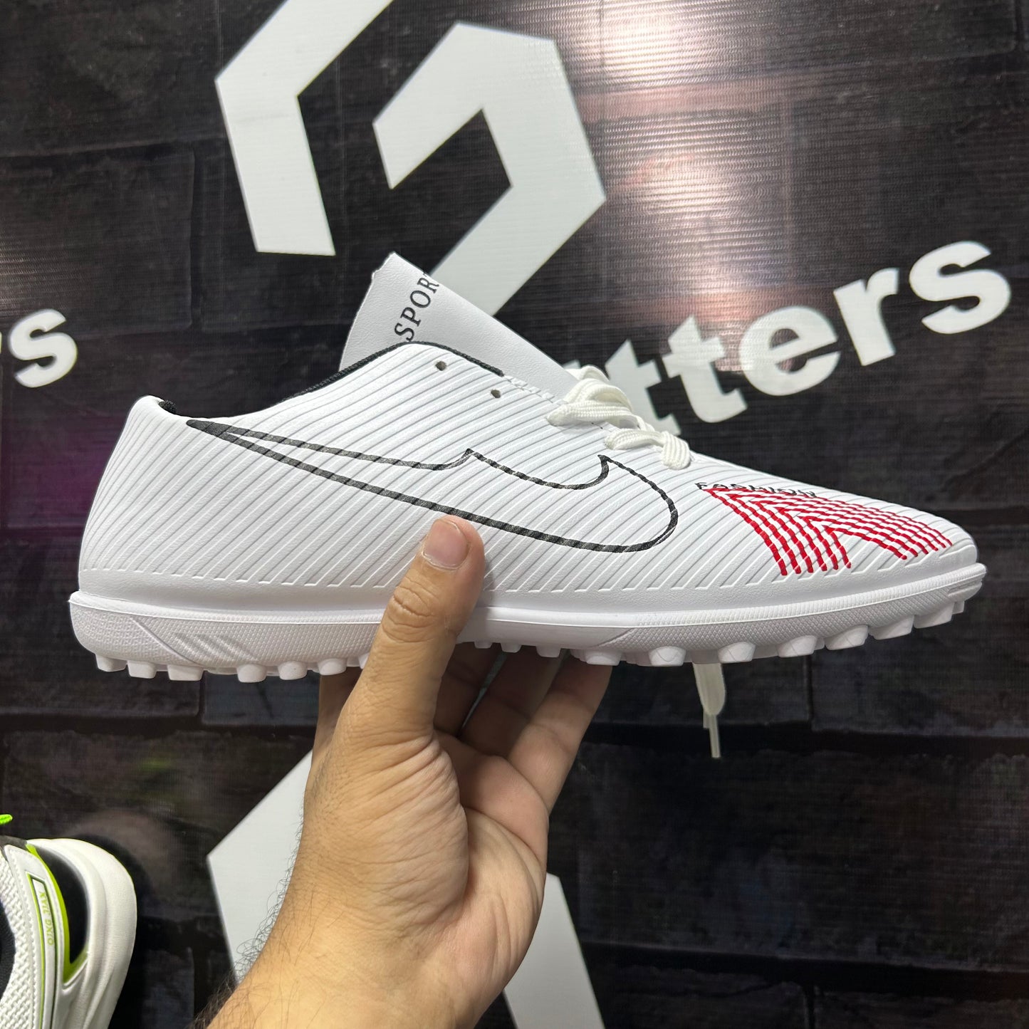 NK - Air - Grippers - white
