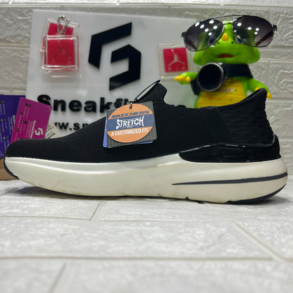 Skechers - Hyper & Burst - Black White (Master)