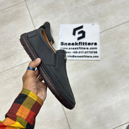 Clarks Shoes - D6 - Black
