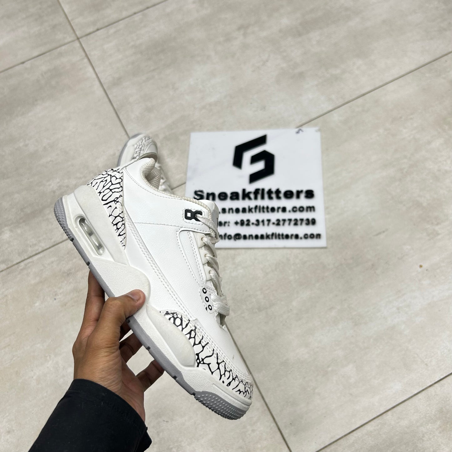 AR JDN 3 - White