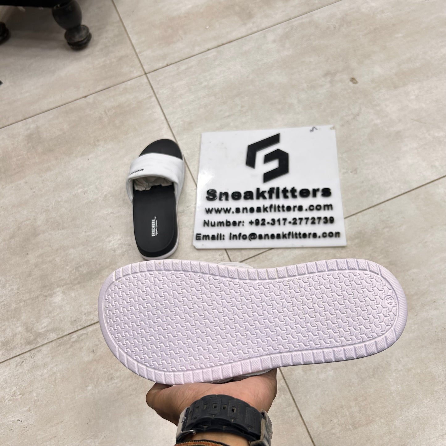 SK - D2 - White