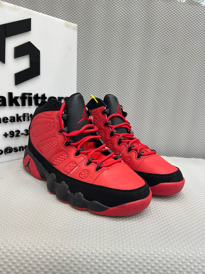 AR JDN  9 - Retro - Red Black