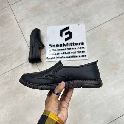 Clarks Shoes - D5 - Black