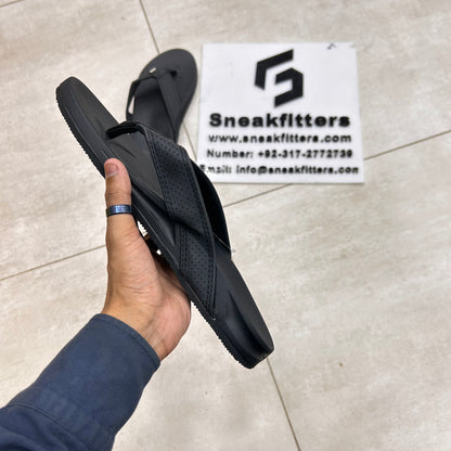 Spark - Slide - Black