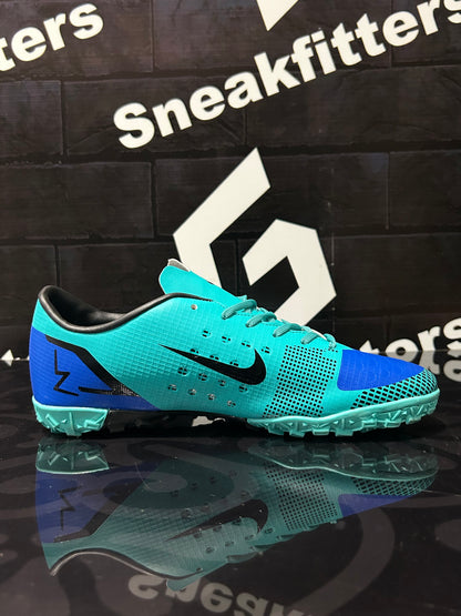 NKE - Football Boots - Green with Blue