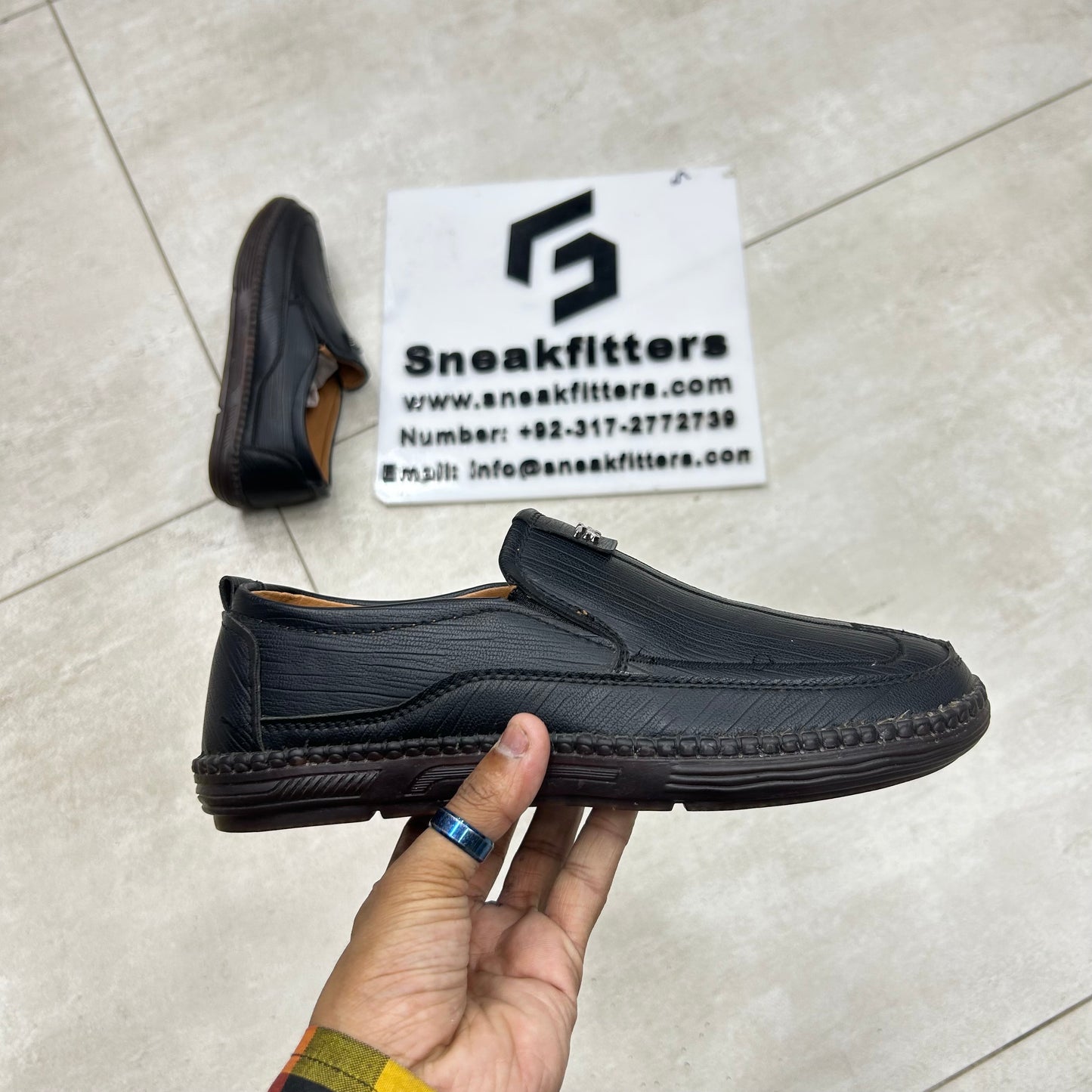 Clarks Shoes - D1 - Black