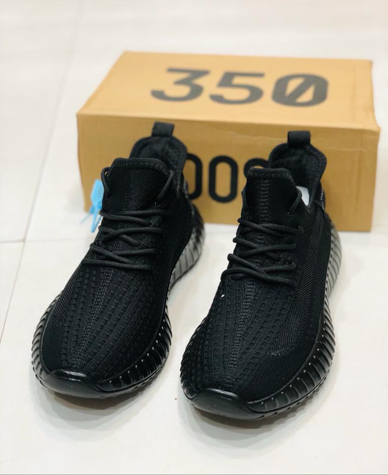 Adid - Yeezy Boost 350 Shoes - Black White