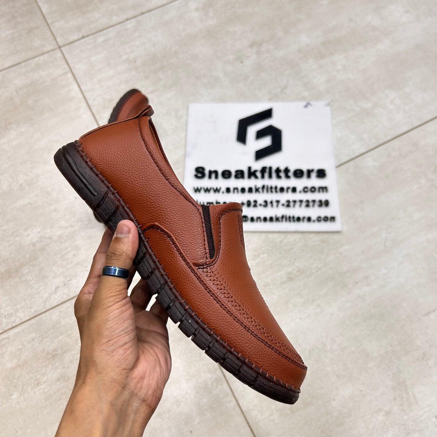 Clarks Shoes - D5 - Ten