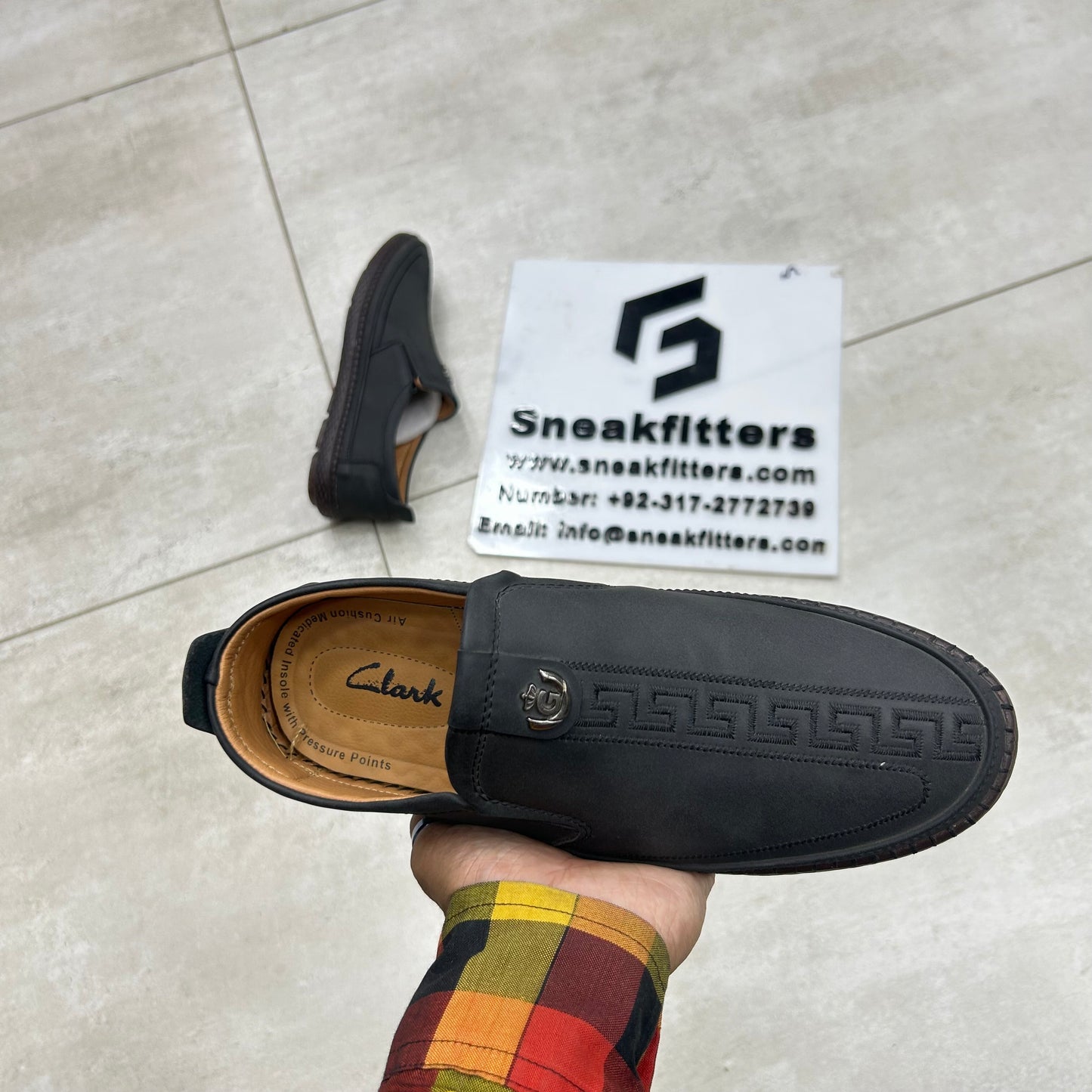 Clarks Shoes - D6 - Black