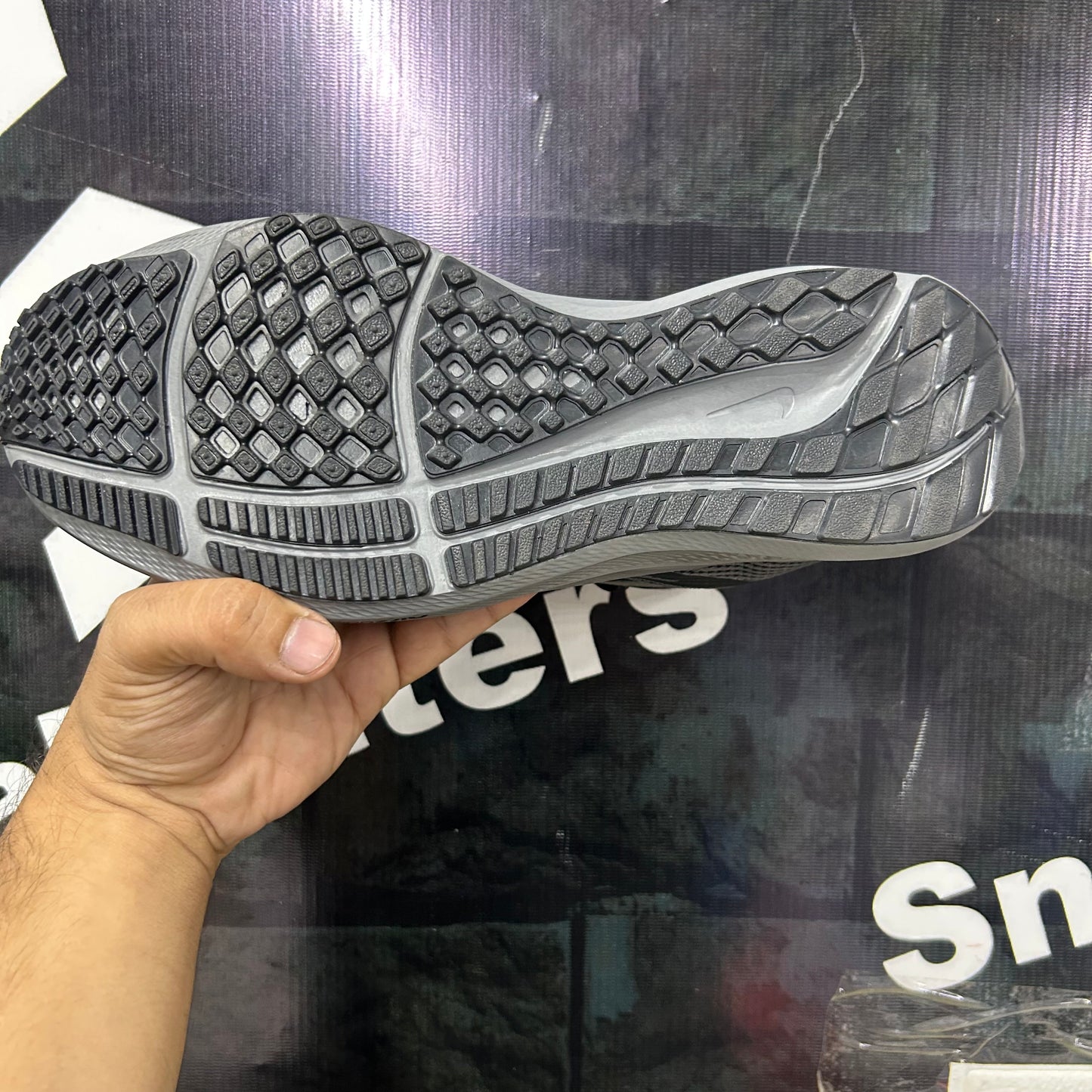 NKE Zoom - Pegasus 40 - Gray