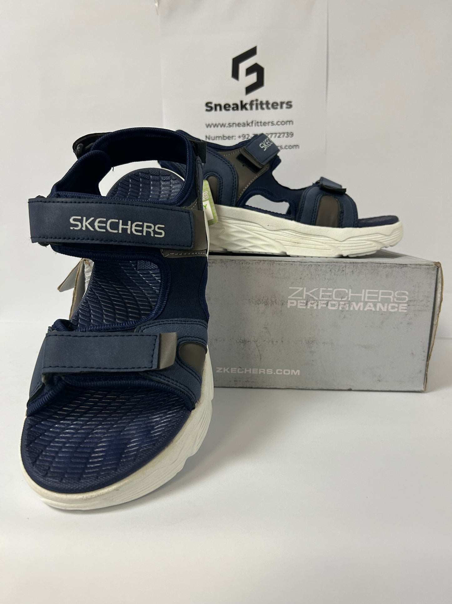 Zkechers - Stretch Fit Kito - Navy with Brown