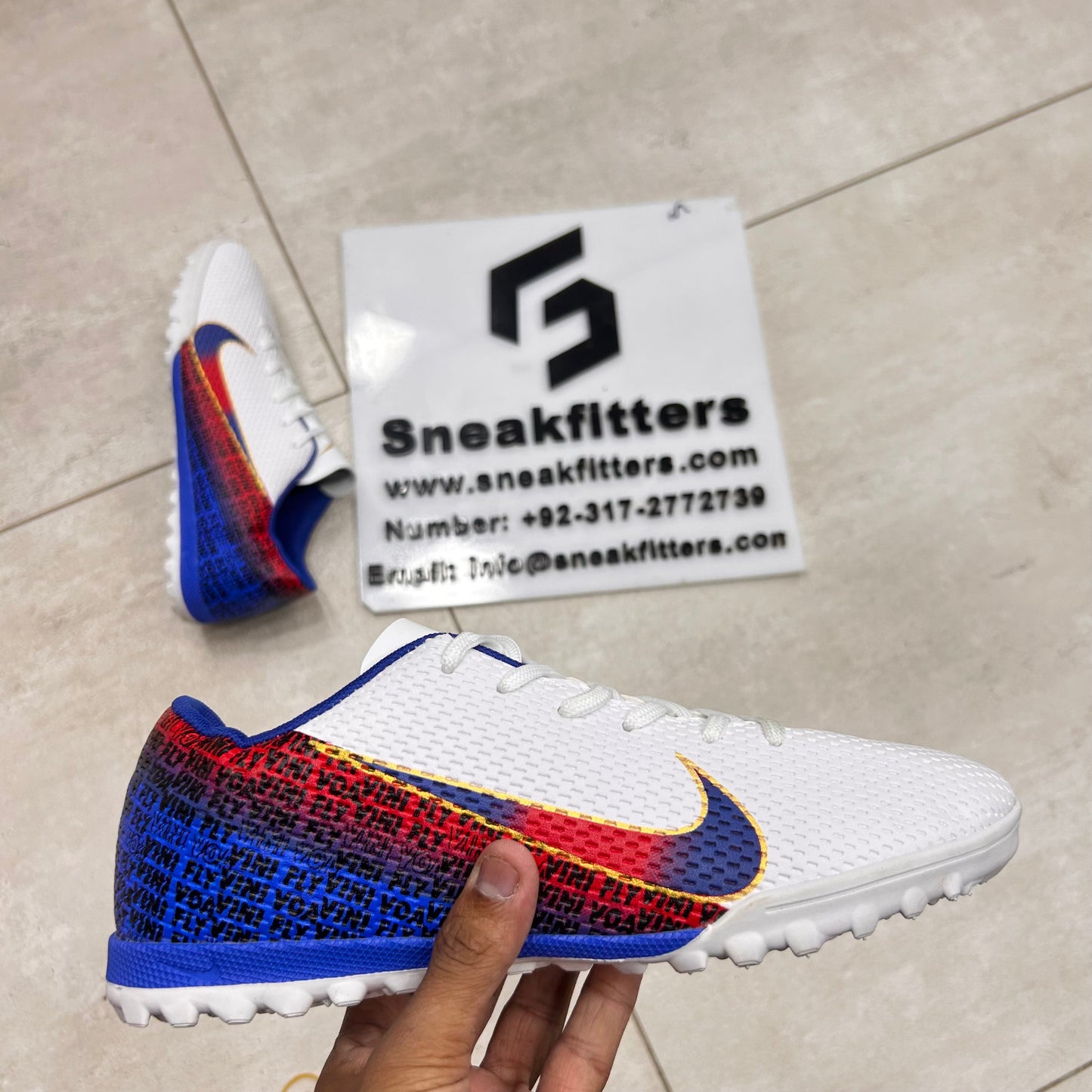 Football - NK Voavini Fly - Gripper - White with Blue