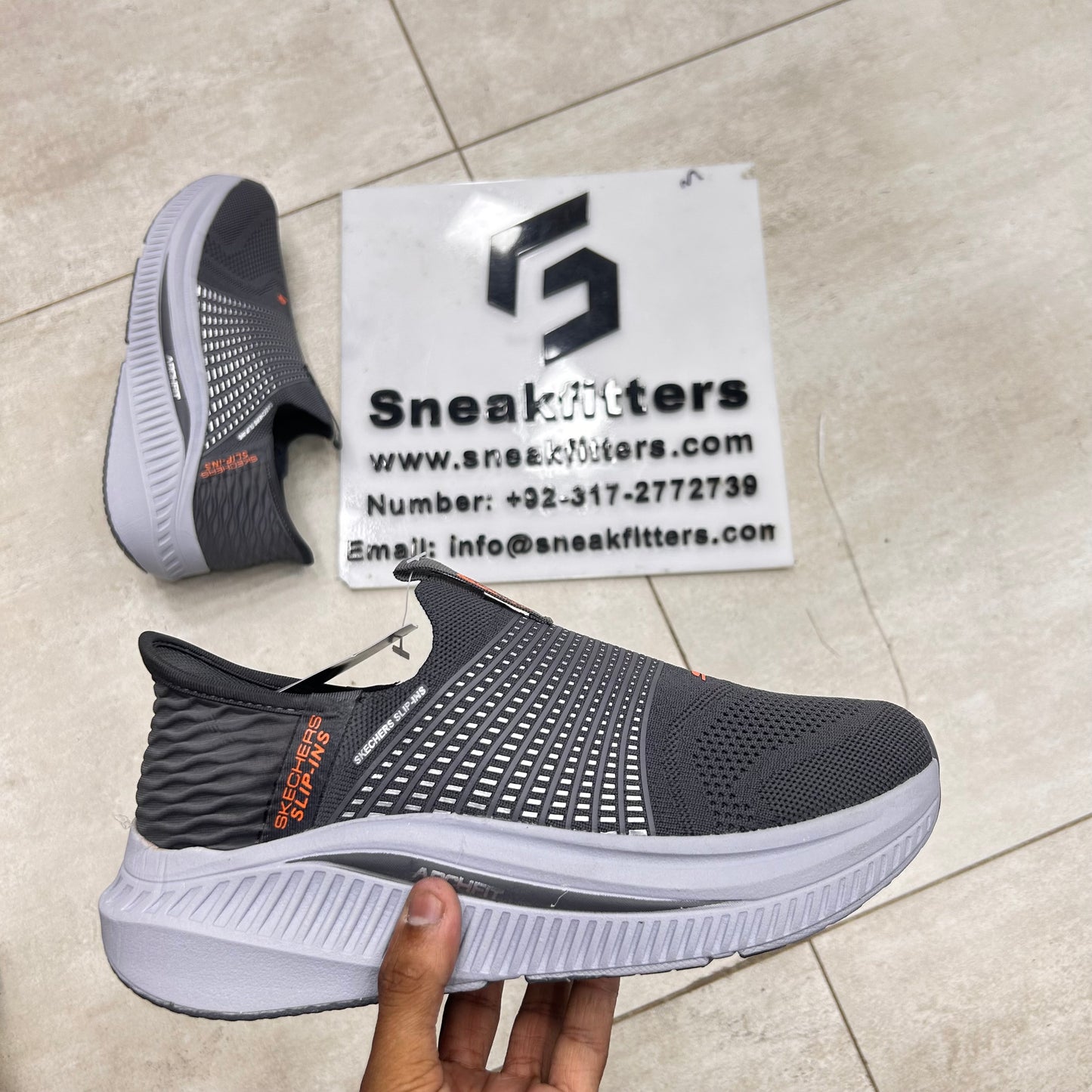 Skech - Slipin Gotun Artfit - Gray Sliver