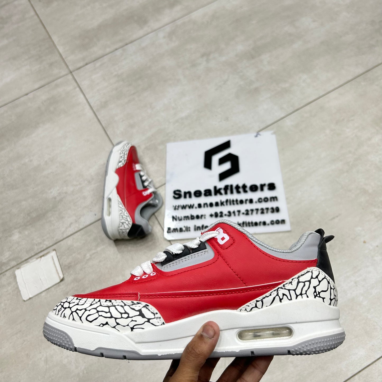AR JDN 3 - Red