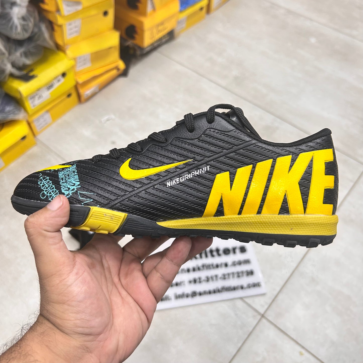 Football - NK Mercurial - Gripper -  Black Yellow
