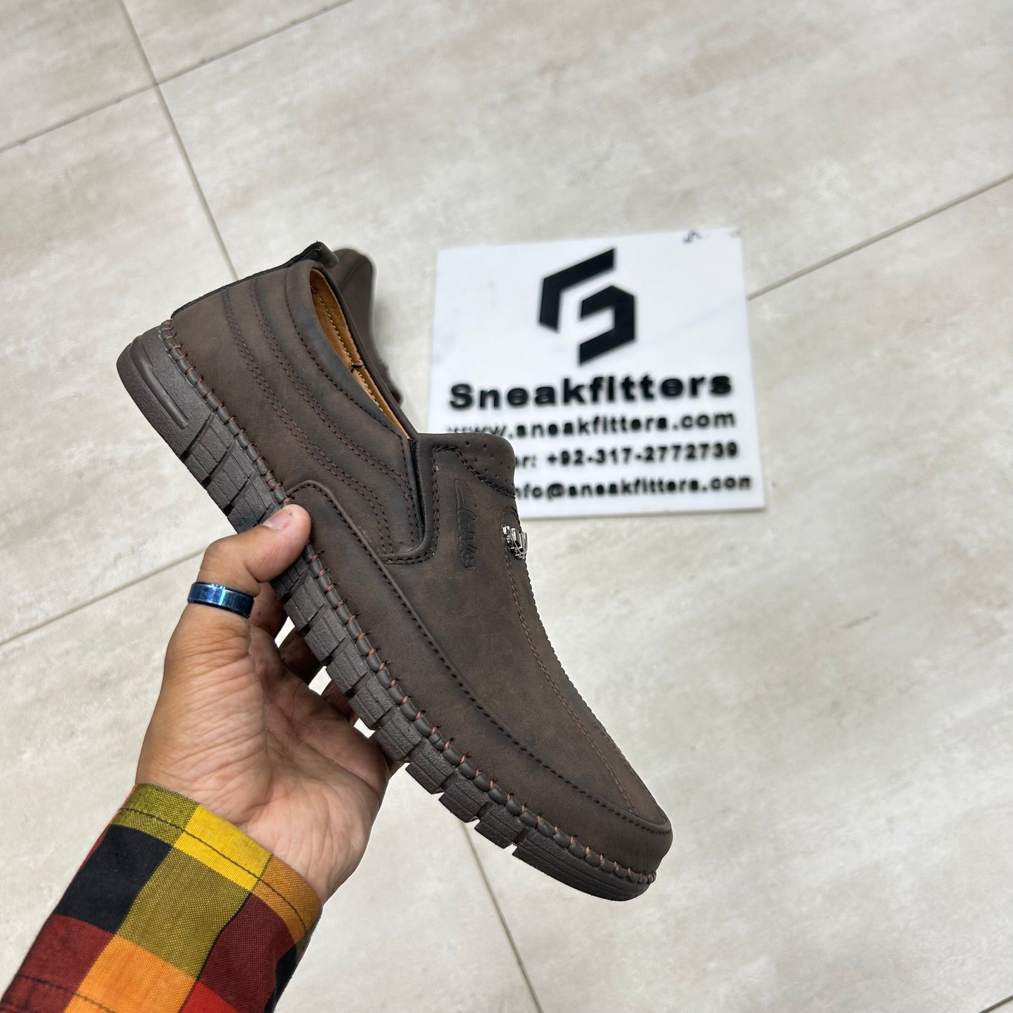 Clarks Shoes - D7 - Brown