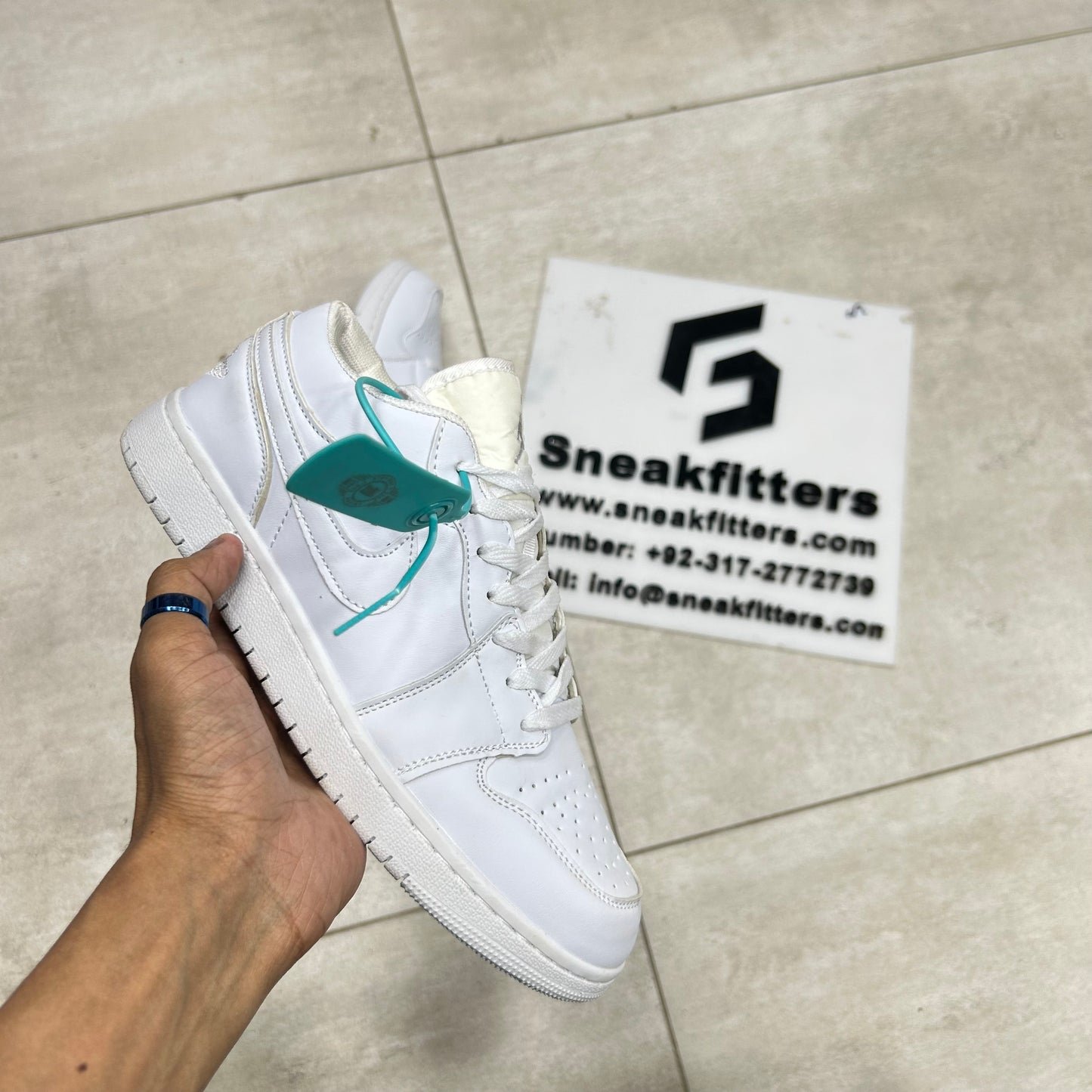 AR JDN 1 - All White