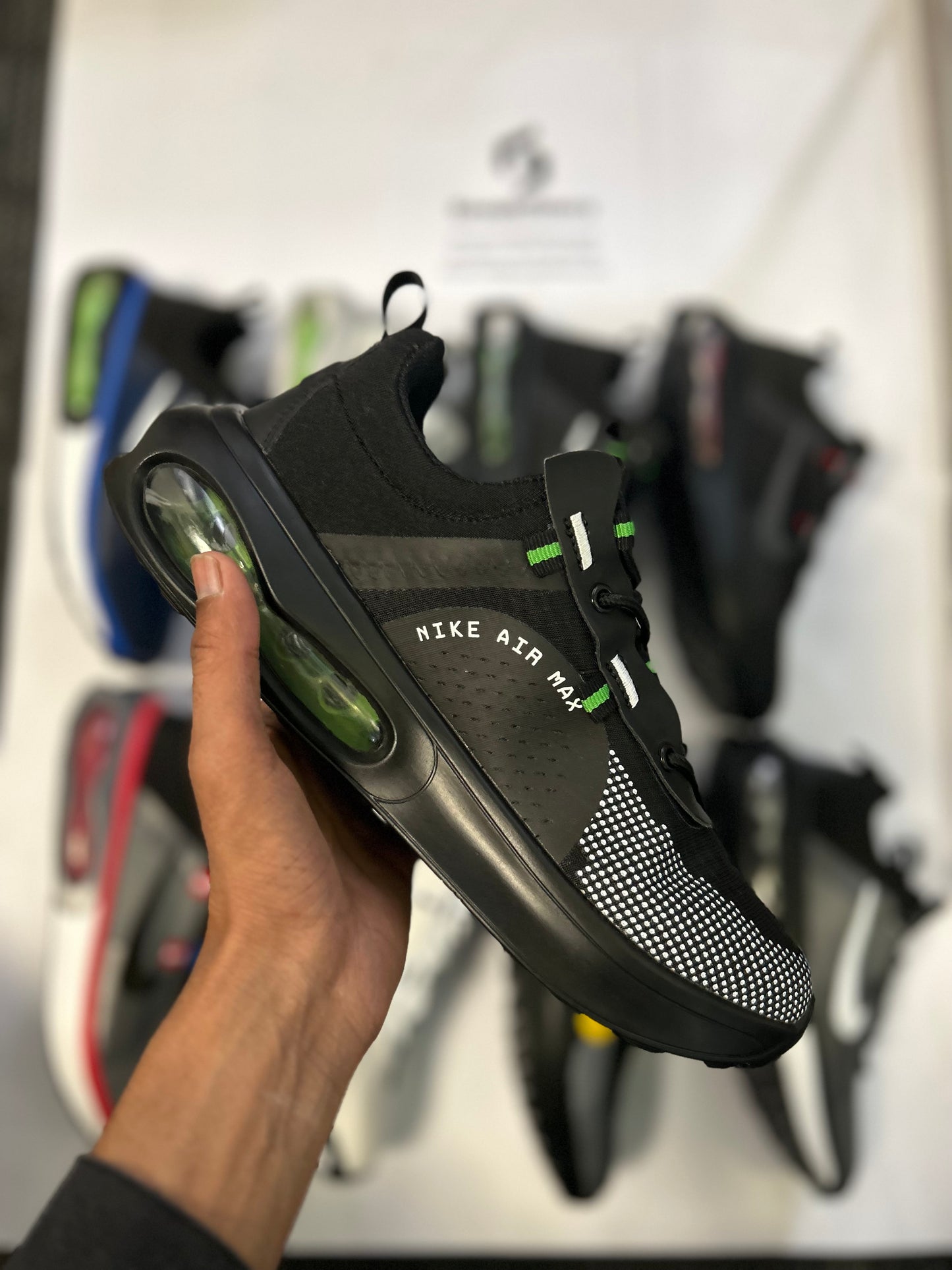 NKE Air Max - 2k21 - Black With Green