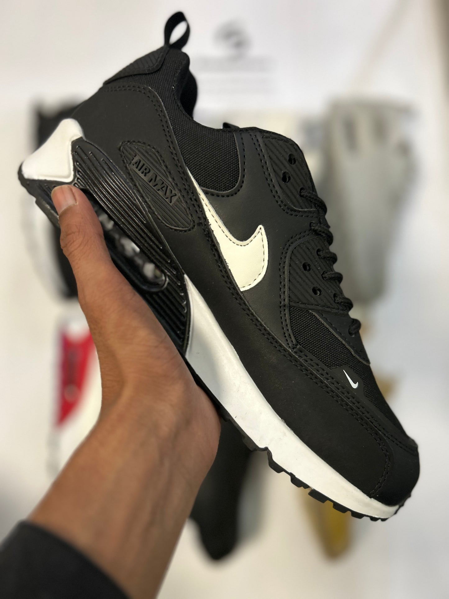 NKE Air Max 90 - Premium - Black White