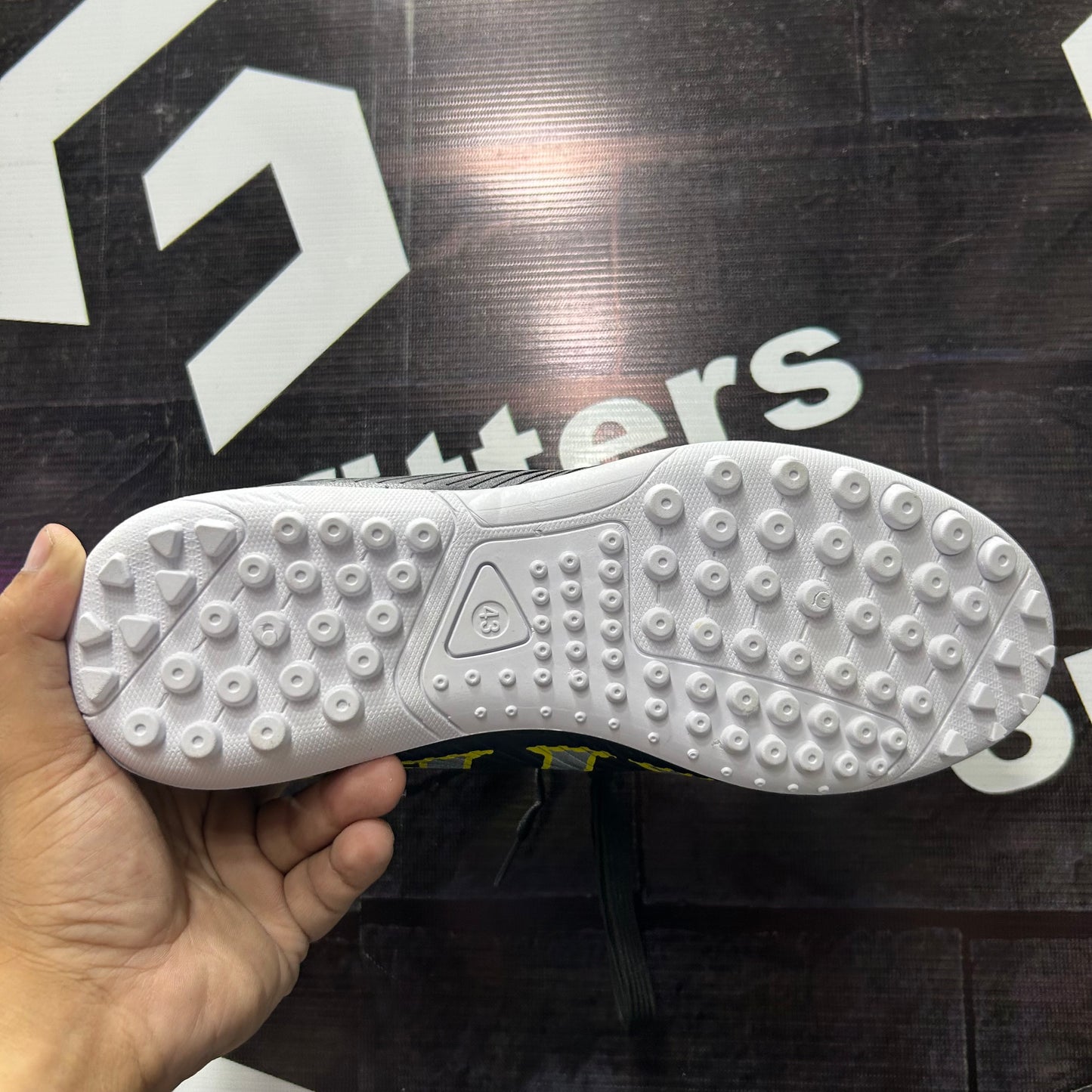 NK - Air - Grippers - Black