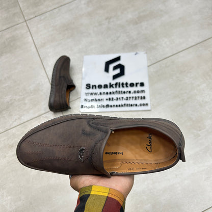 Clarks Shoes - D7 - Brown