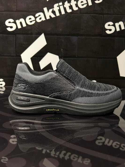 Skecher - Ultra Go Goodyear - Black