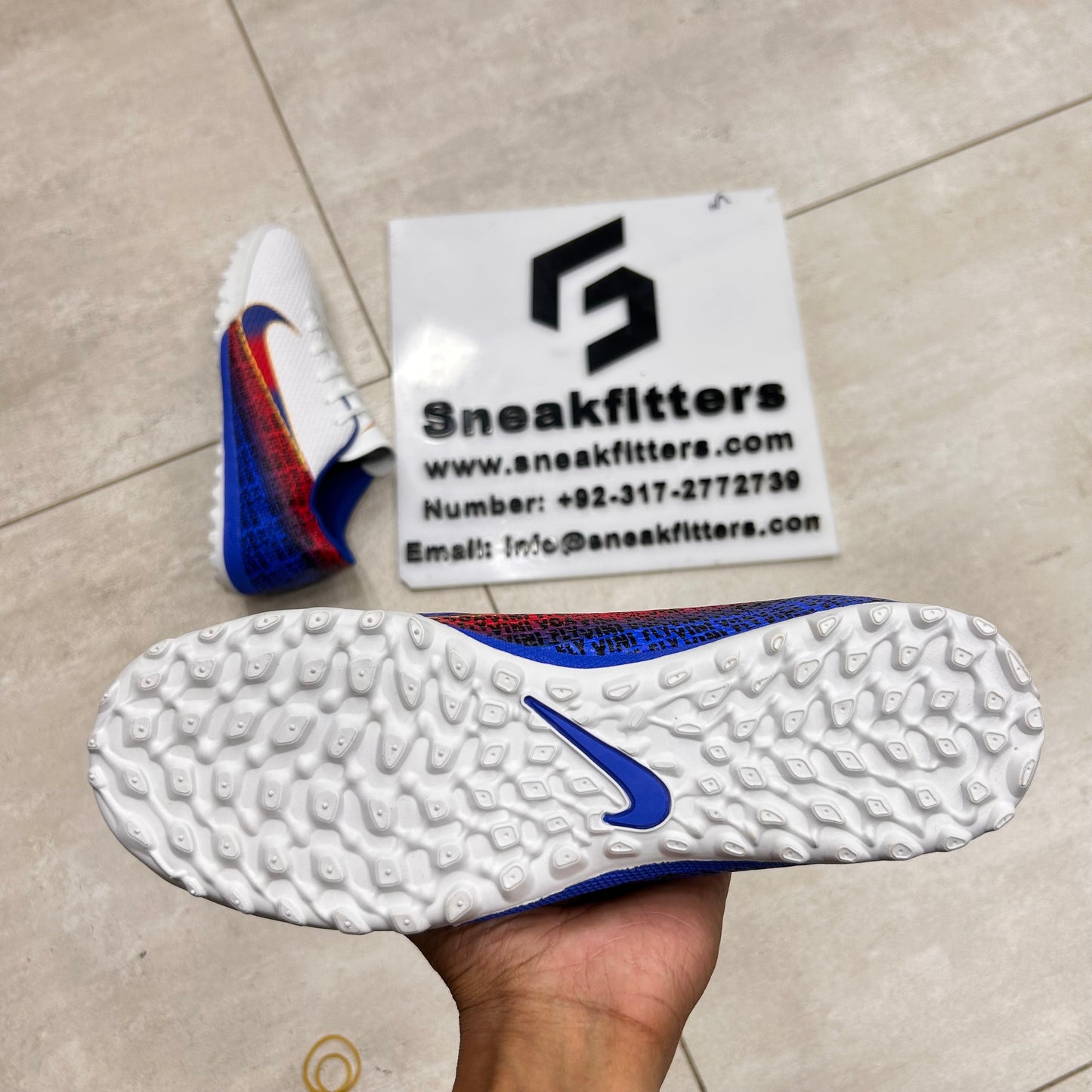 Football - NK Voavini Fly - Gripper - White with Blue