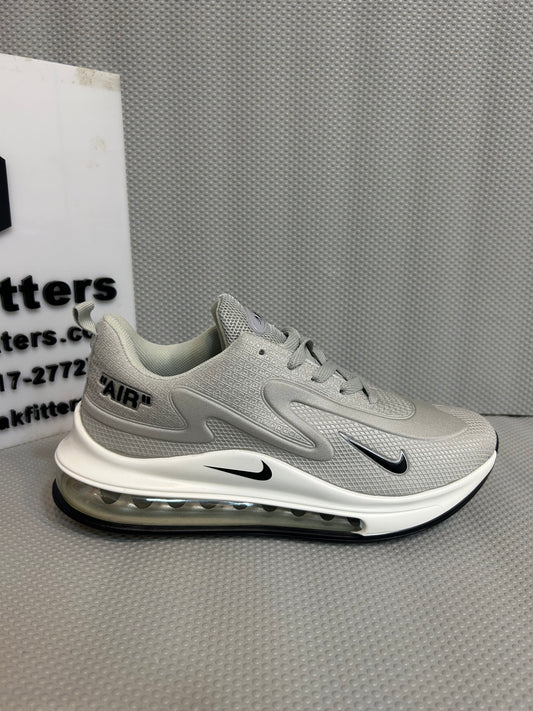 NKE Air Max 720 - Grey