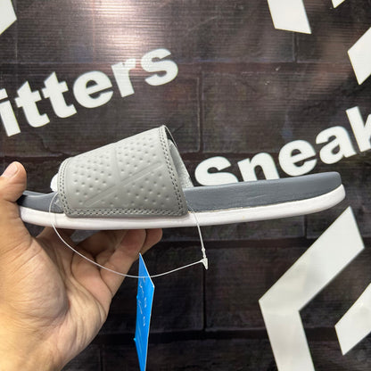 AD - Slide 1 - Gray