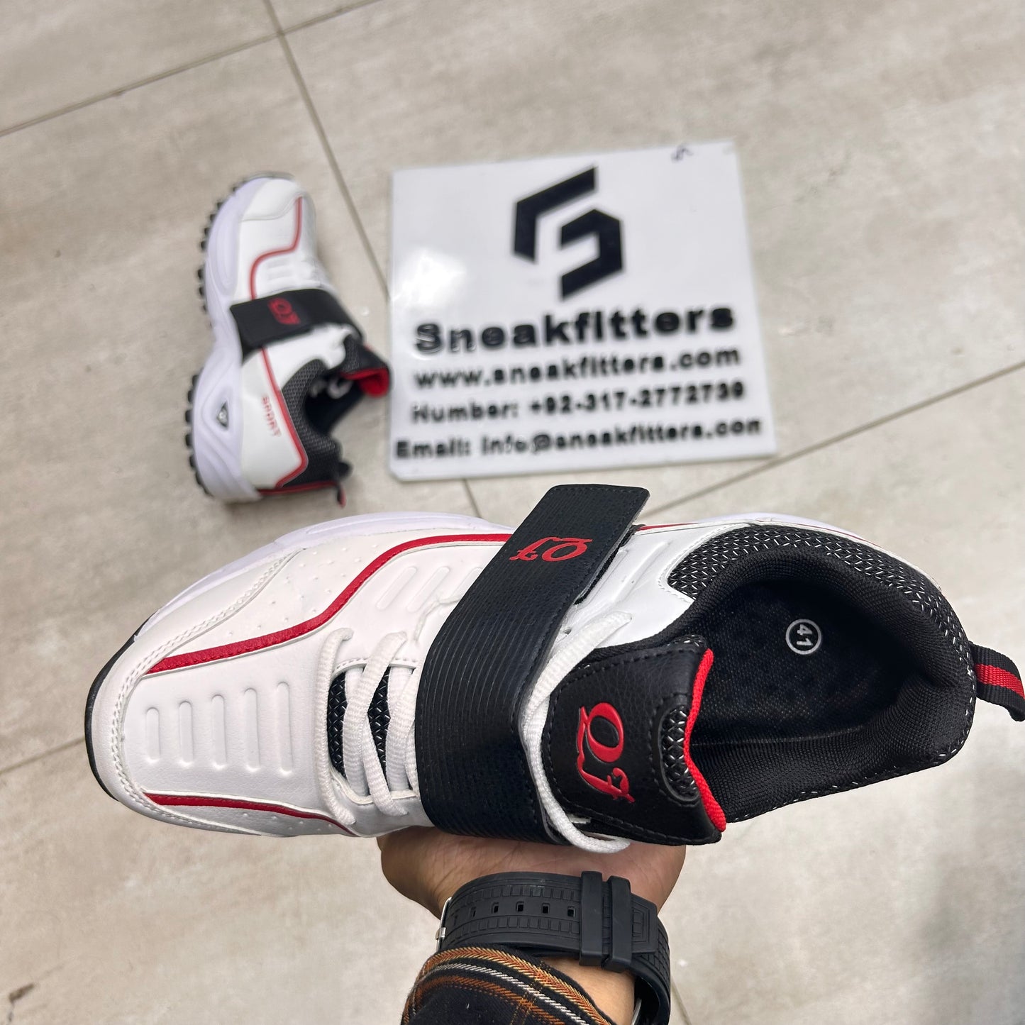 QJ  - Sport Gripper - White with red