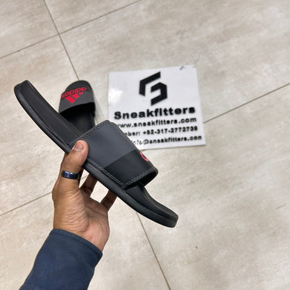 AD - Slide D1 - Black